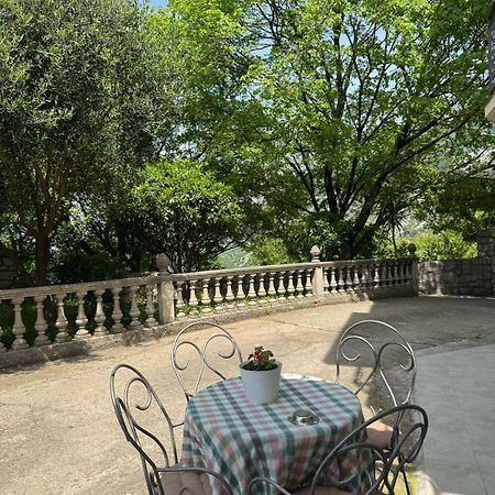 Apartament Midpoint Kotor Zewnętrze zdjęcie